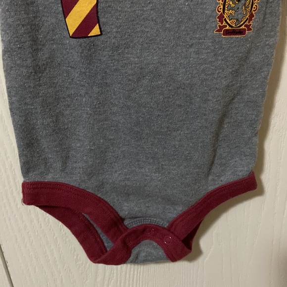 Harry Potter Grey Onesie - Picture 3 of 7